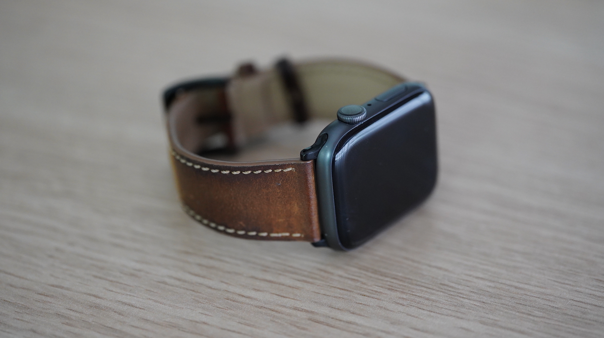 /wp-content/uploads/2021/09/band-leather03.jpg /wp-content/uploads/2021/09/band-leather03.jpg